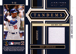 2004 Playoff Honors #T32 Gary Sheffield Jersey